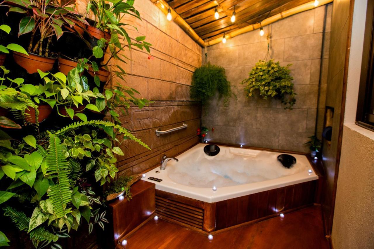 Casa Suculenta ,Monteverde Con Jacuzzi Privado Y Lavanderia 아파트 외부 사진